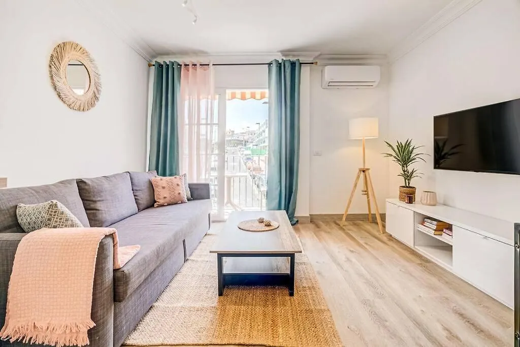 La Caleta Comfortable Apartment 2 أذيخي